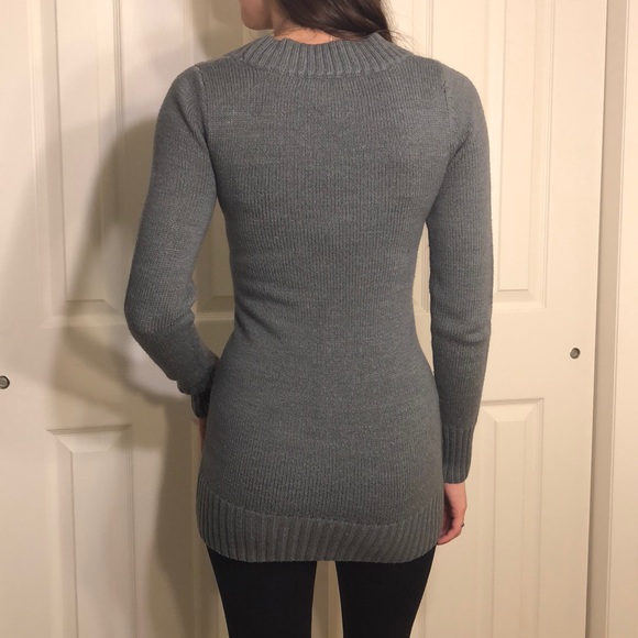 Charlotte Russe Long Sleeve Knit Sweater - Picture 3 of 3